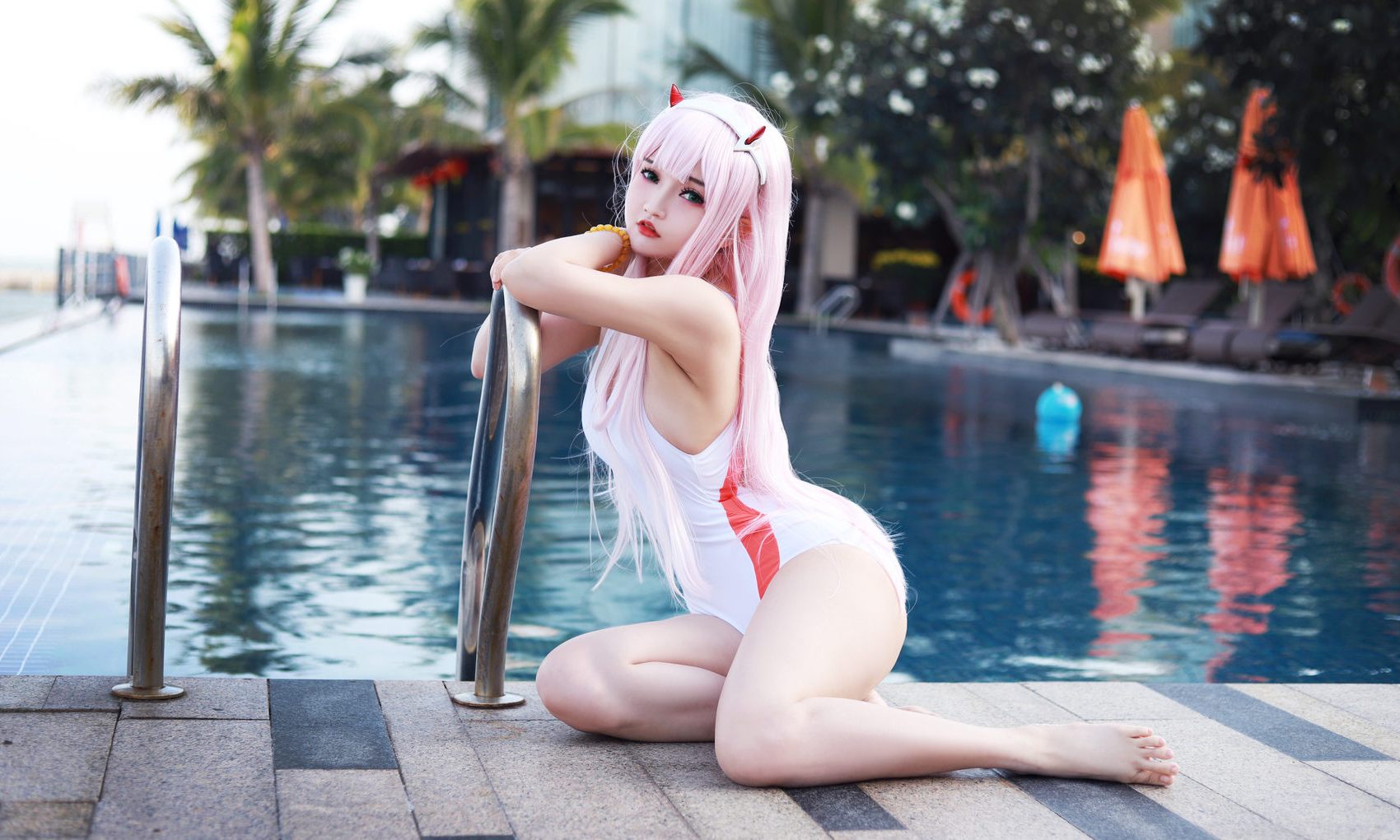 ͼ ģcoserд CoserС Zero Two @Potato Swimsuit Godzilla 1ҳ